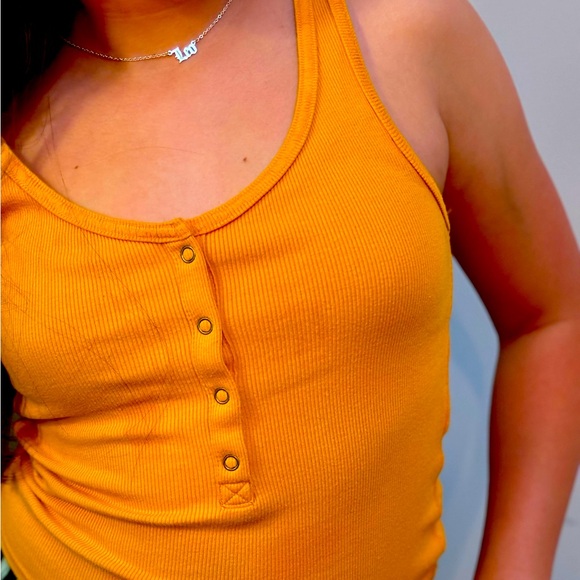 Abercrombie and finch yellow tank top with buttons and tiny straps XXS - Picture 1 of 8